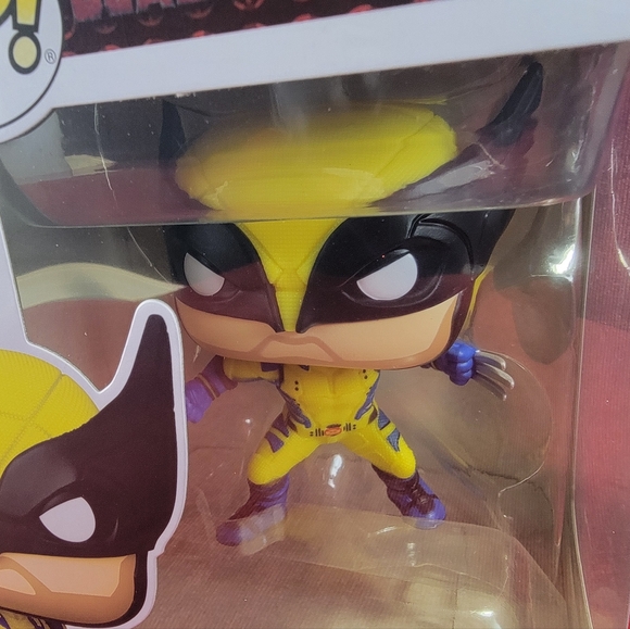 Wolverine funko # 1363 (nib) With pop protector - Picture 3 of 7